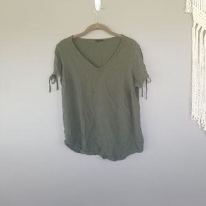 🎆Torrid | Olive Green Top
